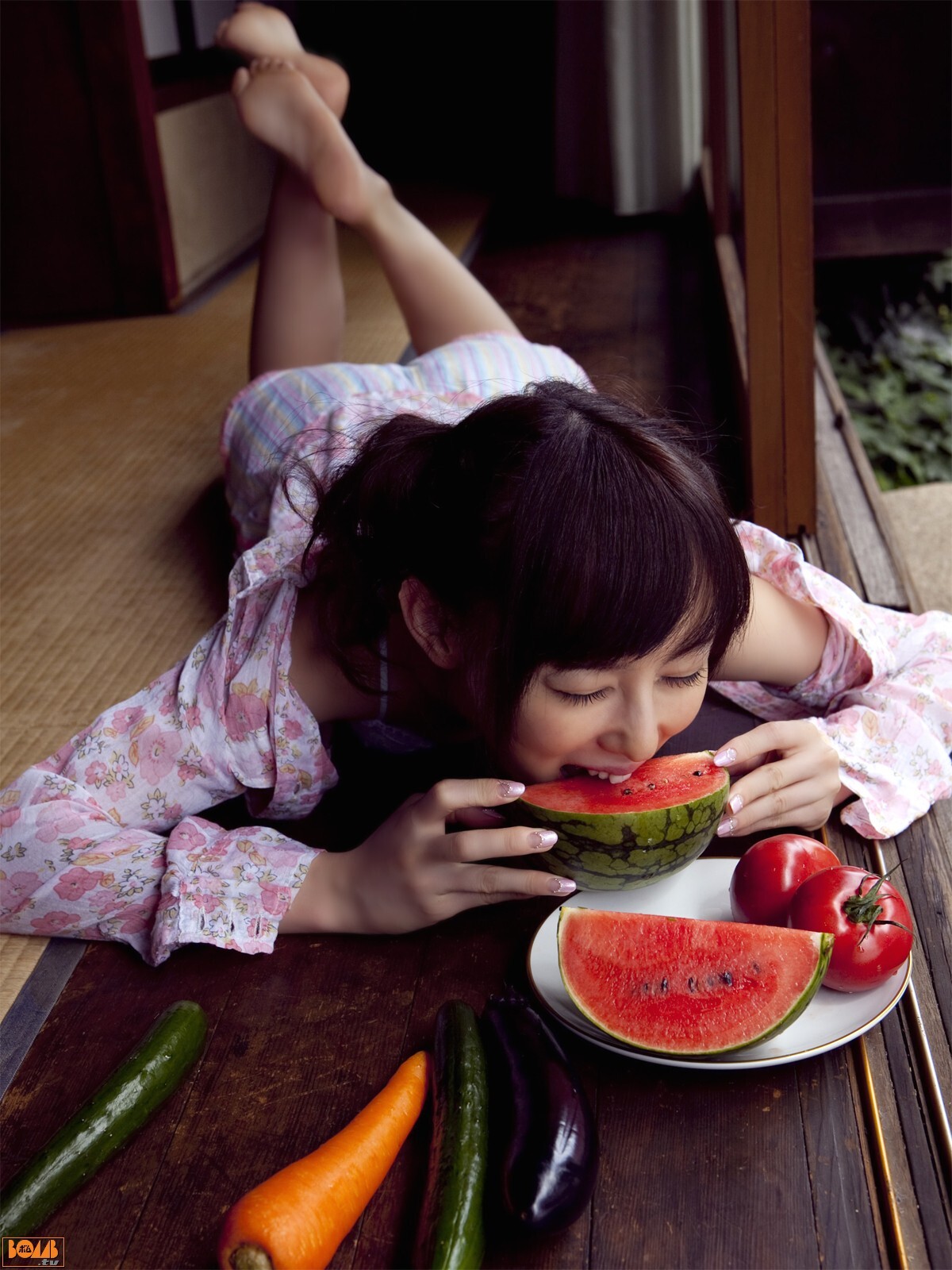 秋山莉奈  Rina Akiyama [Bomb.tv] 性感诱惑av女优